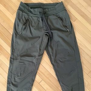 Athleta Trekkie North Jogger